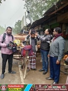 শীতার্ত মানুষের মাঝে শীতবস্ত্র বিতরন করছে ‘ইয়থ ডেভলপমেন্ট ফোরাম‘ 