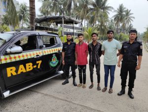 আসন্ন পবিত্র ঈদ-উল-ফিতর’কে কেন্দ্র করে ছিনতাই এবং চাঁদাবাজি ০৬টি কিশোর গ্যাং গ্রেফতার করেছে র‌্যাব-৭